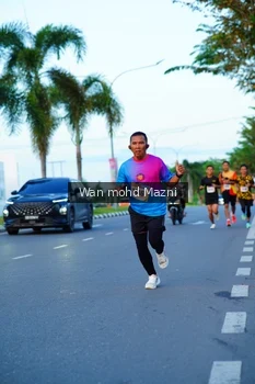 Runner Photo 2322774