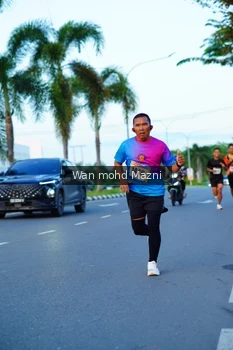 Runner Photo 2322779