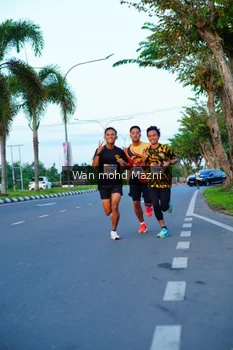 Runner Photo 2322794