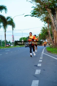 Runner Photo 2322813