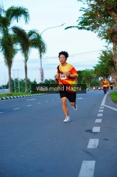 Runner Photo 2322842