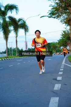 Runner Photo 2322843