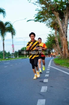Runner Photo 2322960