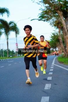 Runner Photo 2322968