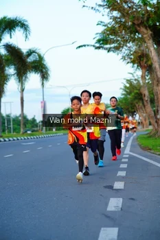 Runner Photo 2322996