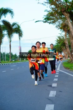 Runner Photo 2322997