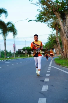 Runner Photo 2323021