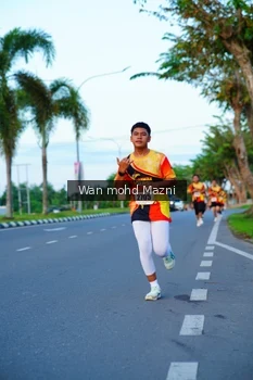 Runner Photo 2323029