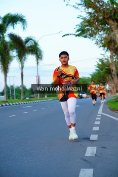 Runner Photo 2323031
