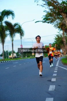Runner Photo 2323085