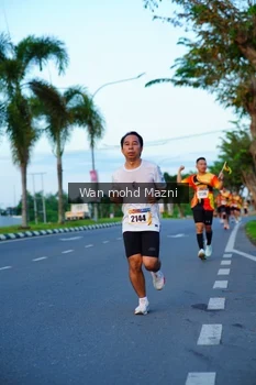 Runner Photo 2323094