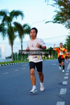 Runner Photo 2323099