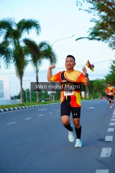 Runner Photo 2323121