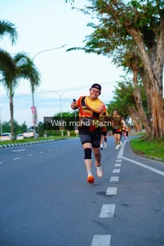 Runner Photo 2323135