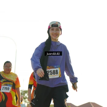 Runner Photo 2323190
