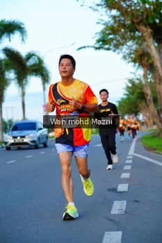 Runner Photo 2323201