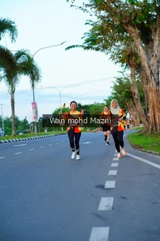 Runner Photo 2323225