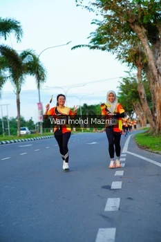 Runner Photo 2323246