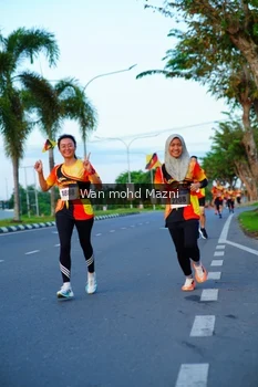Runner Photo 2323249