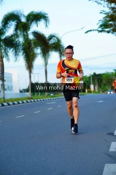 Runner Photo 2323256