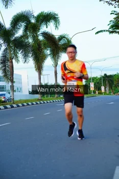 Runner Photo 2323260