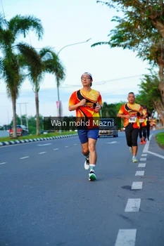 Runner Photo 2323330
