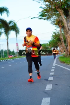 Runner Photo 2323363
