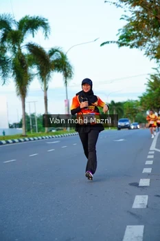 Runner Photo 2323393