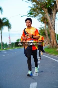 Runner Photo 2323475