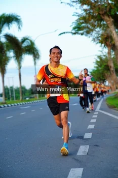 Runner Photo 2323500