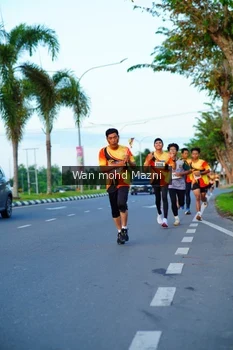 Runner Photo 2323535