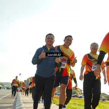 Runner Photo 2324054