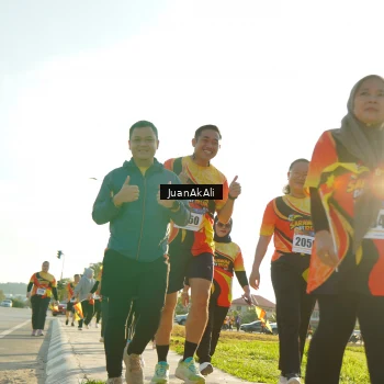 Runner Photo 2324070