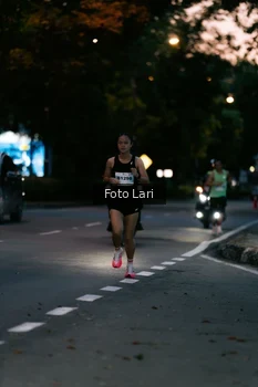 Runner Photo 2328440