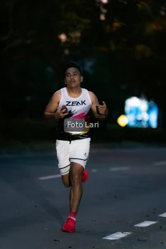 Runner Photo 2328715