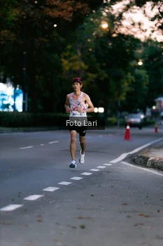 Runner Photo 2328857