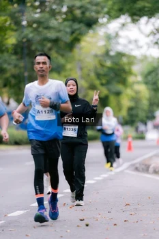 Runner Photo 2328942
