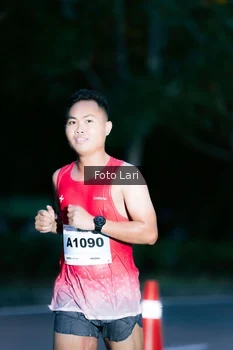 Runner Photo 2329064