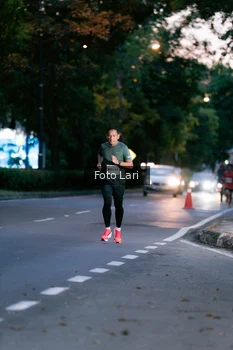 Runner Photo 2329136