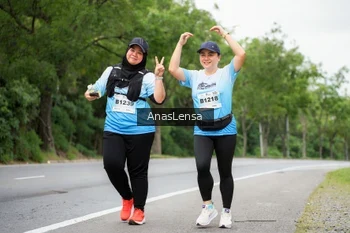 Runner Photo 2333044