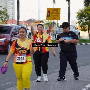 Runner Photo 2333176