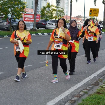 Runner Photo 2333246