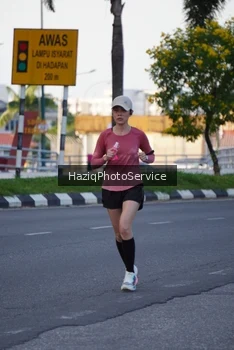 Runner Photo 2333295