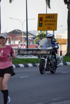 Runner Photo 2333303