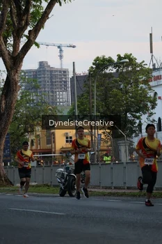 Runner Photo 2333505