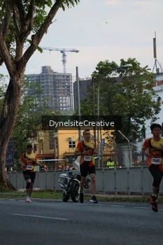 Runner Photo 2333506