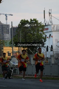 Runner Photo 2333509
