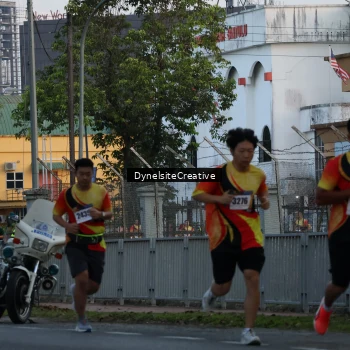 Runner Photo 2333510