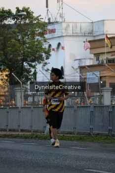 Runner Photo 2333513