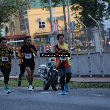 Runner Photo 2333522